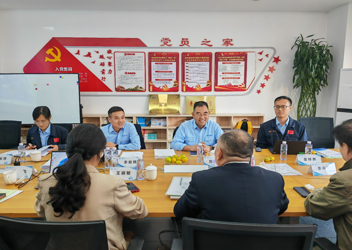 ky开元官网-欢迎回家！神舟十二号返回舱着陆 航天员状态良好